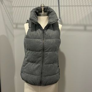 Old navy puffer vest